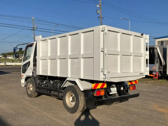 三菱 ファイター TKG-FK71F(2WD)の写真4