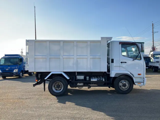 三菱 ファイター TKG-FK71F(2WD)の写真8