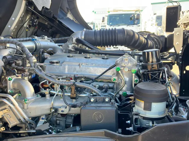 日野 プロフィア 2DG-FS1AJE(6x4)の写真20