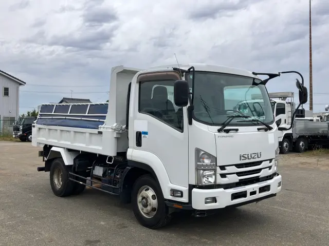 いすゞ フォワード TKG-FRR90S1(2WD)の写真2
