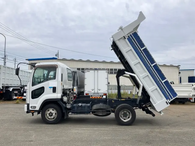 いすゞ フォワード TKG-FRR90S1(2WD)の写真5