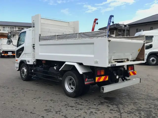 三菱 ファイター 2KG-FK62FZ(2WD)の写真4