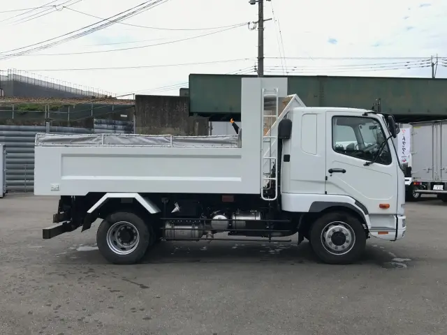 三菱 ファイター 2KG-FK62FZ(2WD)の写真8