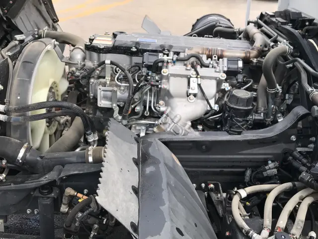 三菱 ファイター 2KG-FK62FZ(2WD)の写真17