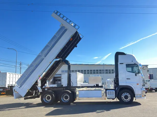 日野 プロフィア 2DG-FS1AJE(6x4)の写真6