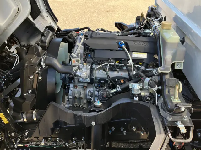 三菱 キャンター 2RG-FBA60(2WD)の写真17