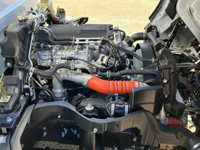 三菱 キャンター 2RG-FBA60(2WD)の写真18