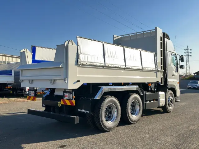 日野 プロフィア 2DG-FS1AGE(6x4)の写真3