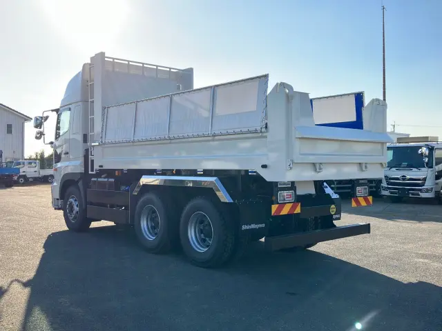 日野 プロフィア 2DG-FS1AGE(6x4)の写真4