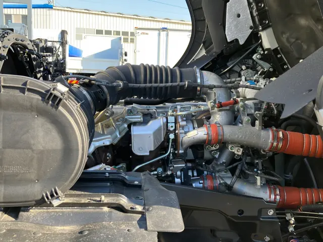 日野 プロフィア 2DG-FS1AGE(6x4)の写真18