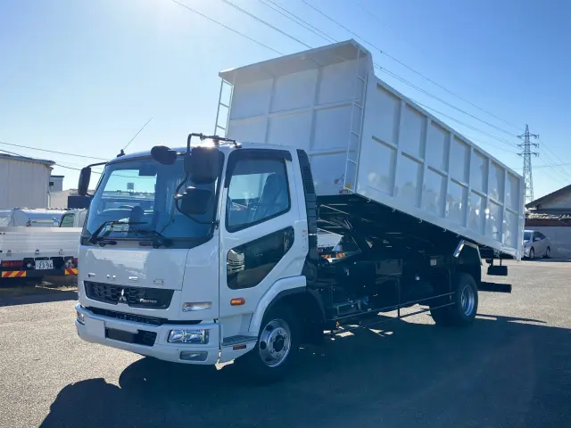 三菱 ファイター 2KG-FK72F(2WD)の写真1