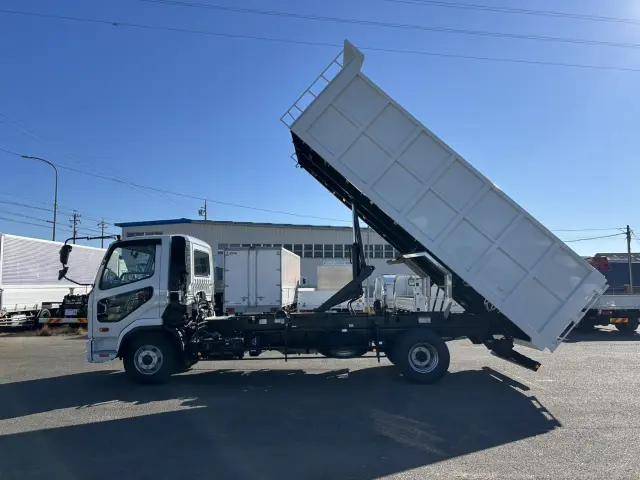 三菱 ファイター 2KG-FK72F(2WD)の写真5