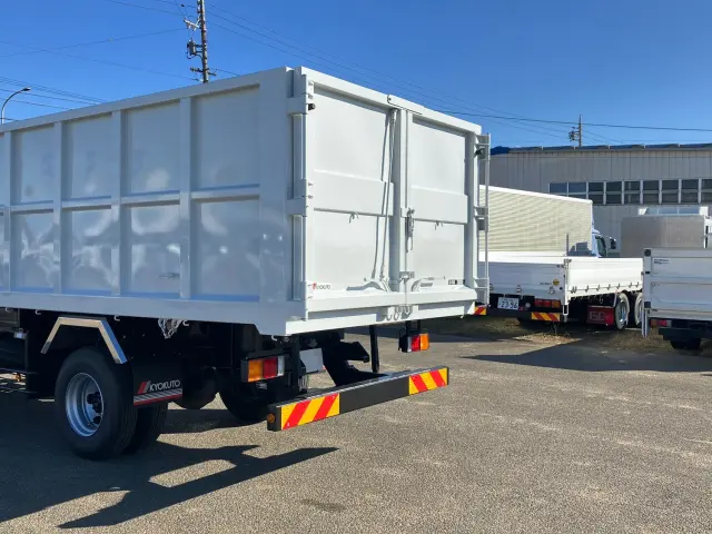 三菱 ファイター 2KG-FK72F(2WD)の写真14