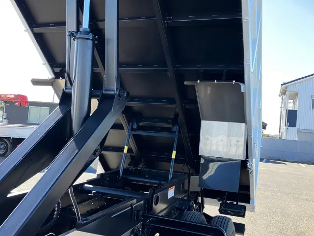 三菱 ファイター 2KG-FK72F(2WD)の写真17