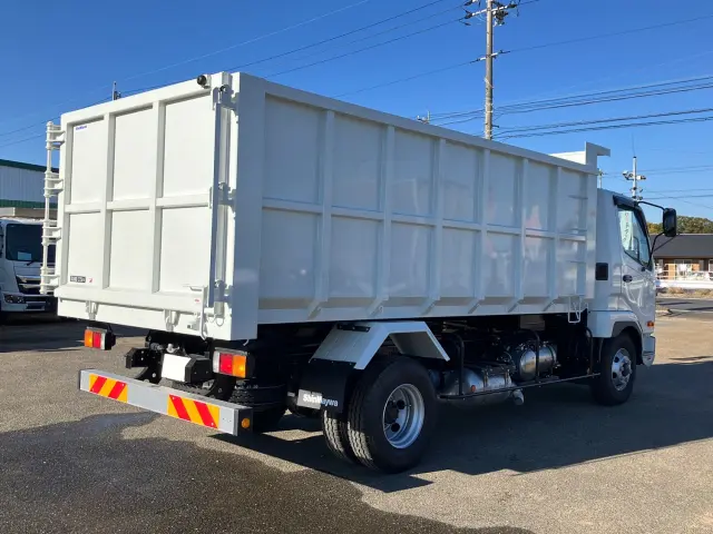 三菱 ファイター 2KG-FK72F(2WD)の写真3