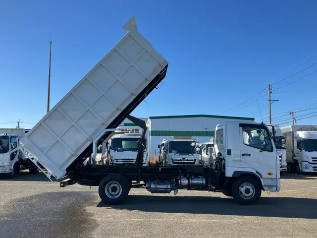 三菱 ファイター 2KG-FK72F(2WD)の写真6