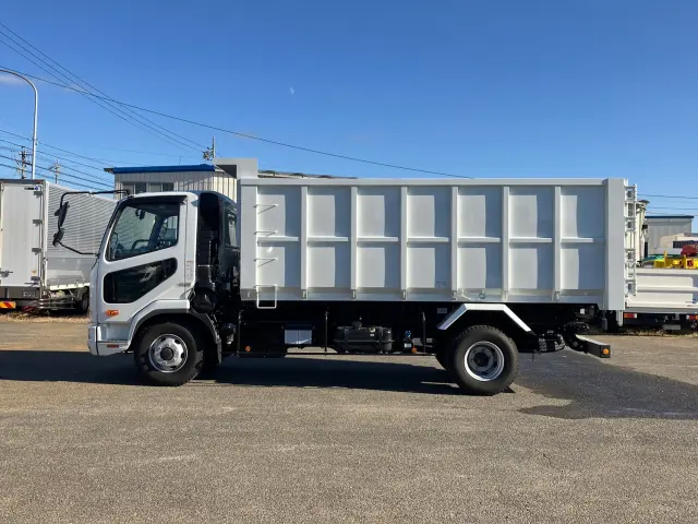 三菱 ファイター 2KG-FK72F(2WD)の写真7