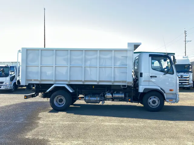 三菱 ファイター 2KG-FK72F(2WD)の写真8