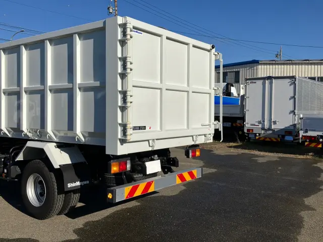 三菱 ファイター 2KG-FK72F(2WD)の写真14