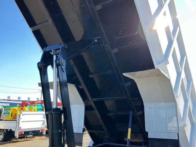 三菱 ファイター 2KG-FK72F(2WD)の写真17