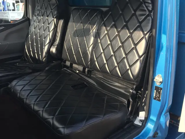 三菱 キャンター 2RG-FEAV0(2WD)の写真23