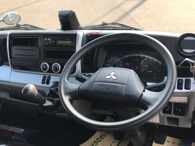 三菱 キャンター 2RG-FEAV0(2WD)の写真24