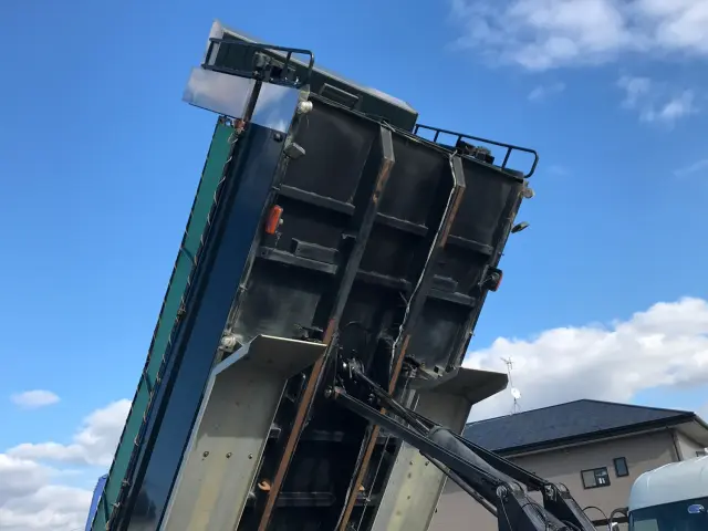 三菱 スーパーグレート 2PG-FV70HX(6x4)の写真12