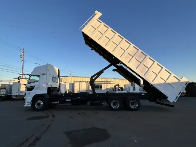 日野 プロフィア 2DG-FS1AHE(6x4)の写真5