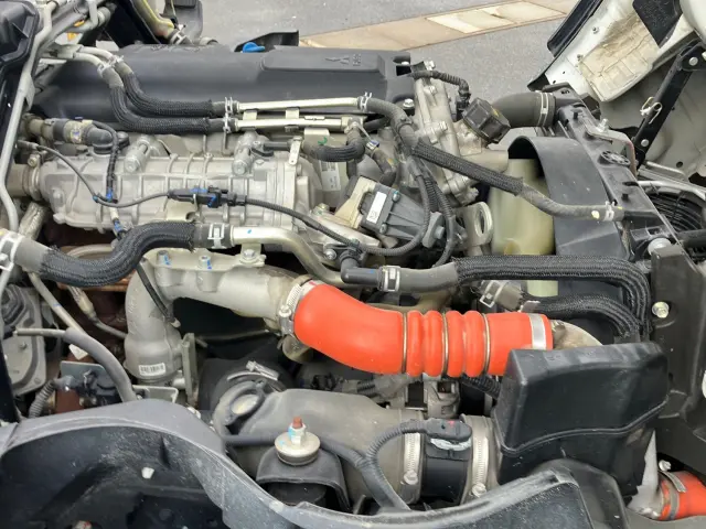 三菱 キャンター 2PG-FBA60(2WD)の写真18