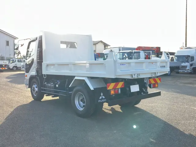 三菱 ファイター 2KG-FK72F(2WD)の写真4