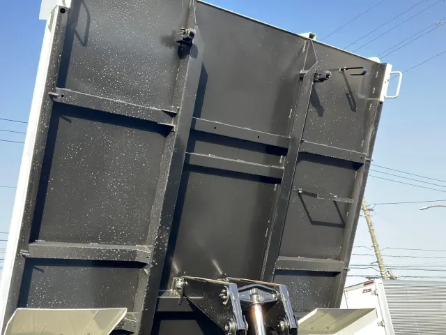 三菱 ファイター 2KG-FK72F(2WD)の写真12