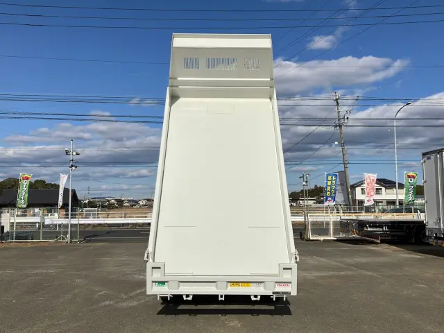 いすゞ フォワード 2PG-FRR90S3(2WD)の写真10