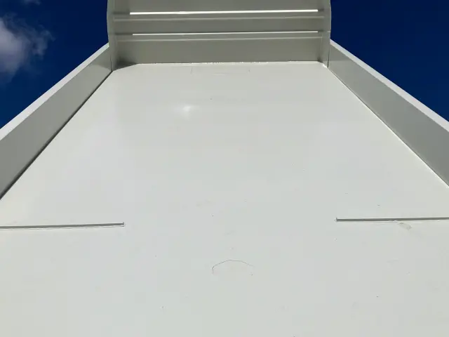 いすゞ フォワード 2PG-FRR90S3(2WD)の写真11