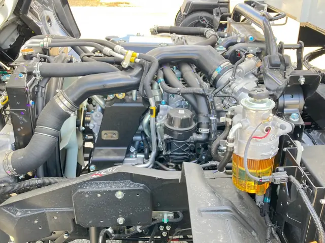 いすゞ フォワード 2PG-FRR90S3(2WD)の写真17