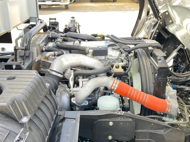 いすゞ フォワード 2PG-FRR90S3(2WD)の写真18