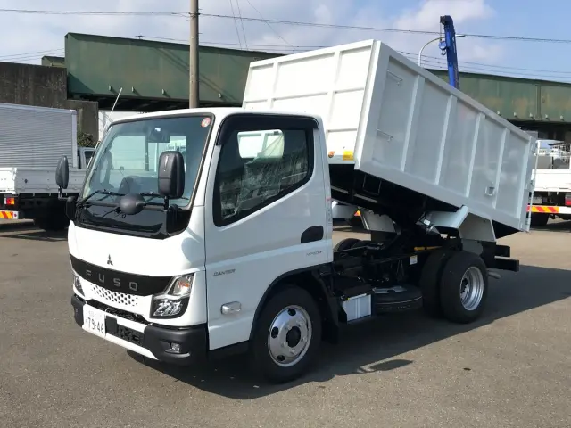 三菱 キャンター 2RG-FBA60(2WD)の写真1