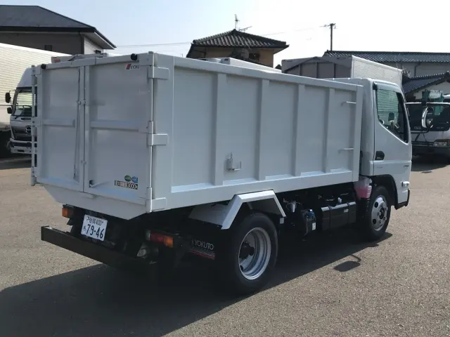 三菱 キャンター 2RG-FBA60(2WD)の写真3