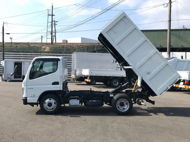 三菱 キャンター 2RG-FBA60(2WD)の写真5