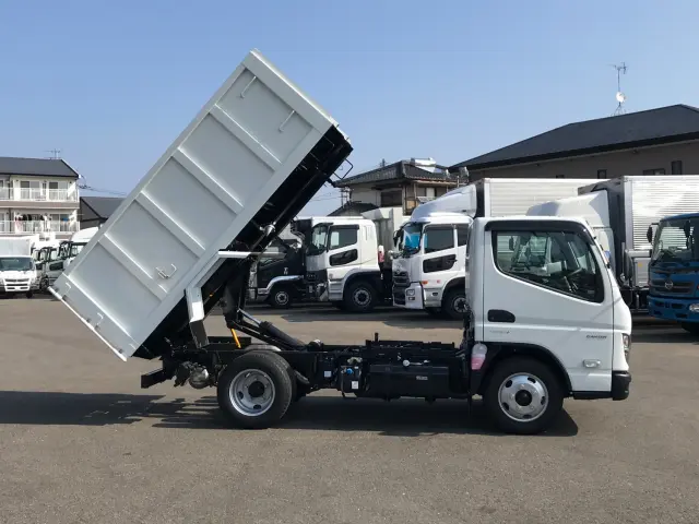 三菱 キャンター 2RG-FBA60(2WD)の写真6