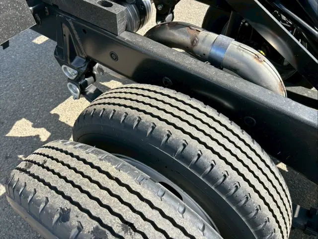 三菱 キャンター 2RG-FBA60(2WD)の写真15