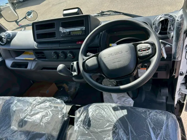 三菱 キャンター 2RG-FBA60(2WD)の写真21