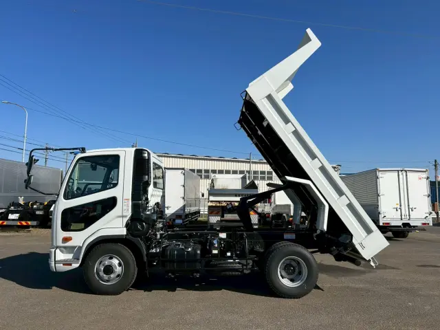 三菱 ファイター 2KG-FK72F(2WD)の写真5