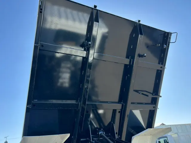 三菱 ファイター 2KG-FK72F(2WD)の写真11