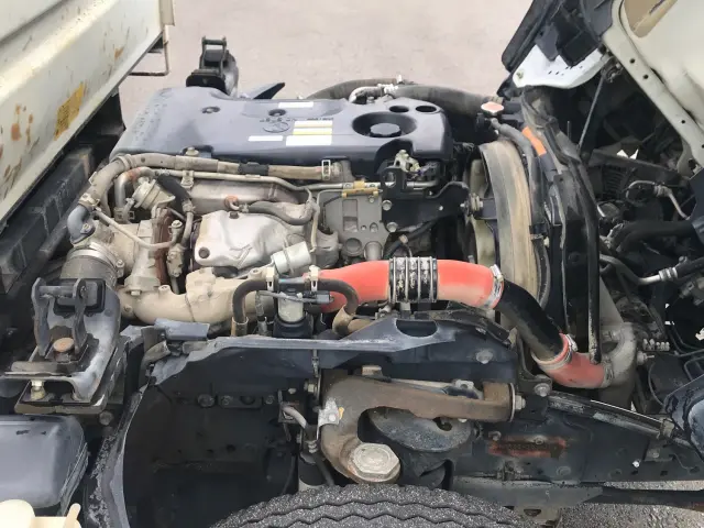 いすゞ エルフ TKG-NKR85AN(2WD)の写真18