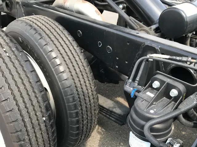 三菱 キャンター 2RG-FBA60(2WD)の写真15