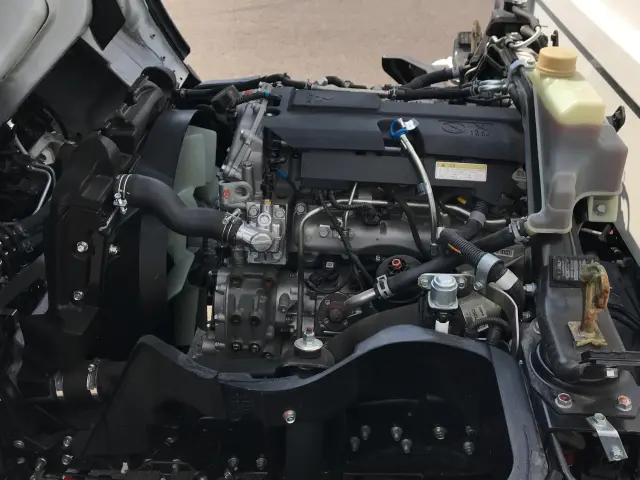 三菱 キャンター 2RG-FBA60(2WD)の写真17