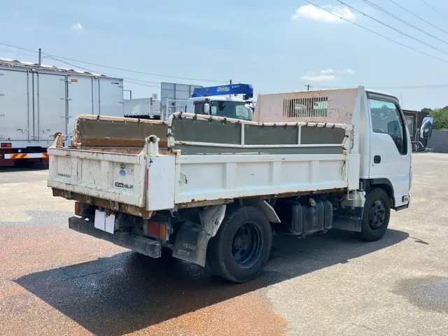 いすゞ エルフ TPG-NKR85AD(2WD)の写真3