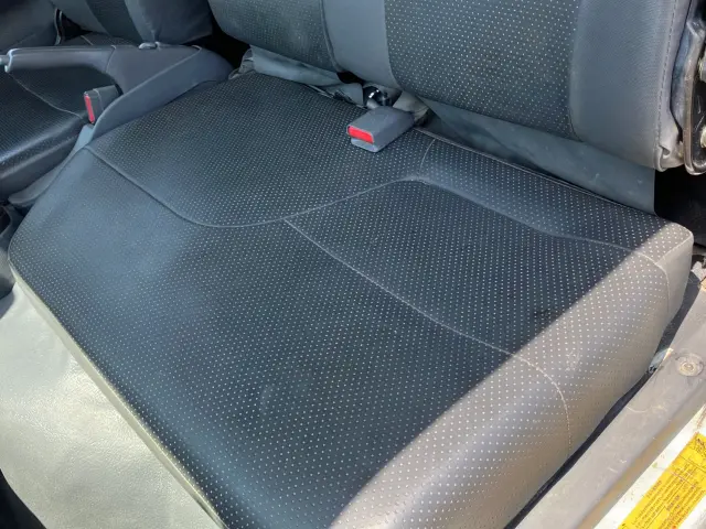 いすゞ エルフ TPG-NKR85AD(2WD)の写真20