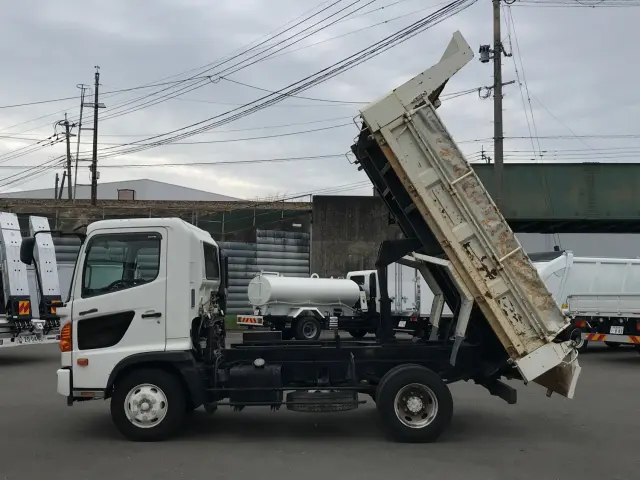 日野 レンジャー TKG-FC9JCA(2WD)の写真5