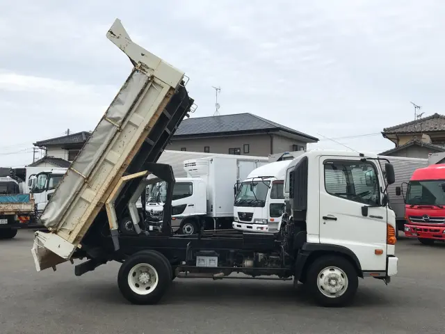 日野 レンジャー TKG-FC9JCA(2WD)の写真6